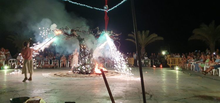 Els Visitants oferí la seua “Olea” al passeig de Vinaròs
