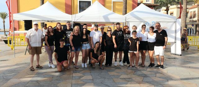 Vídeos i fotos: Tallada de cabells solidària a Vinaròs