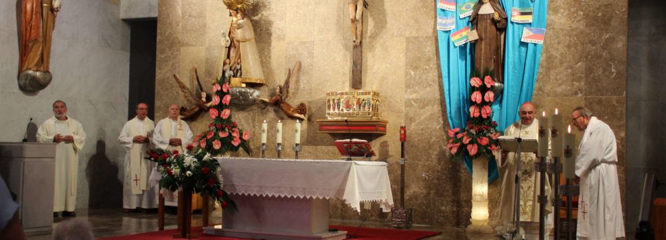 La Residencia San Sebastián celebra Santa Teresa con el obispo, la coral García Julbe y la rondallla Mar i Terra