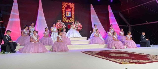 La proclamación de Reina, Damas y Cavallers abre con brillantez las fiestas patronales de Benicarló
