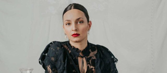 La Mar de Cultures porta demà a Vinaròs Carola Ortiz, amb el folk en format de trio