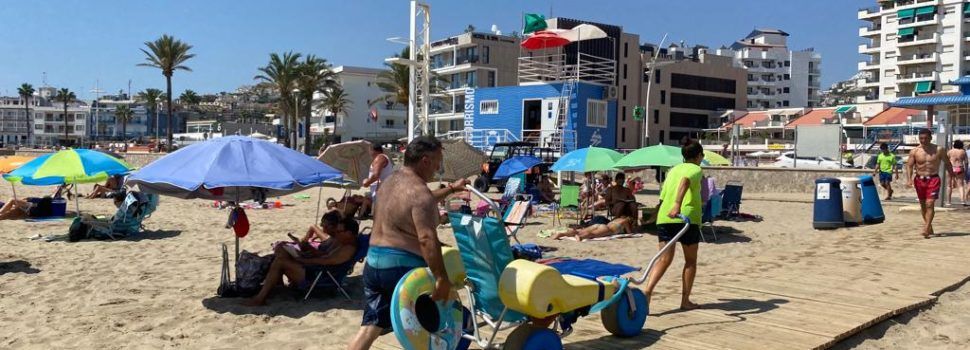 El servei de salvament i socorrisme en platges a Peníscola resol 475 assistències amb 7 rescats aquàtics el mes de juliol