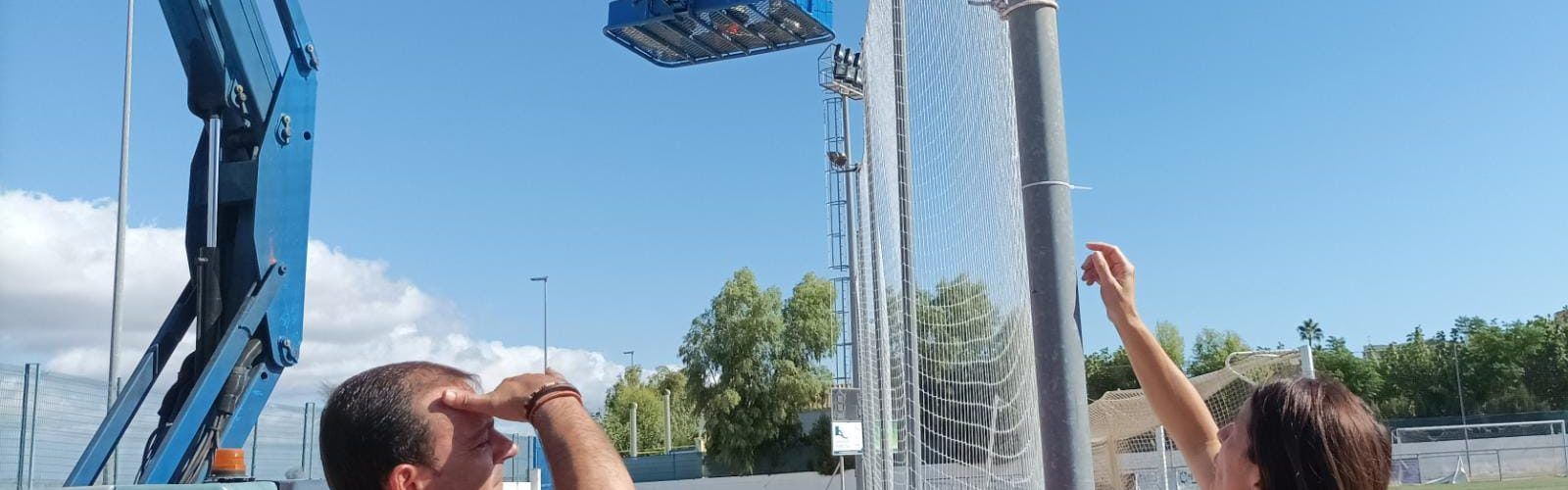 L’Ajuntament de Peníscola millora les instal·lacions esportives municipals i del pati del col·legi
