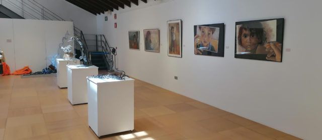 El Mucbe exposa la mirada particular de set artistes sobre el drama dels refugiats