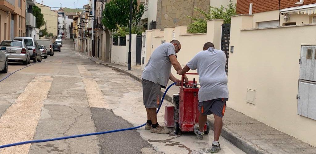 L’Ajuntament de Càlig inicia l’adequació del carrer la Puríssima i la Plaça País Valencià