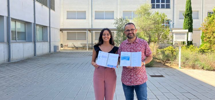 L’Ajuntament d’Alcalà-Alcossebre reparteix 1120 agendes per a alumnat i professorat dels centres educatius