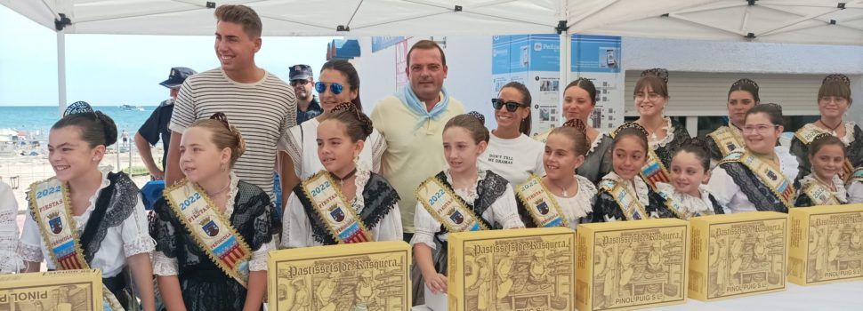 Peníscola reparteix dolços típics i moscatell en el Dia del Turista de les seues Festes Patronals