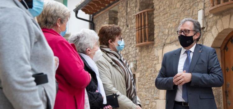 La Diputació aporta 100.000 euros a Creu Roja per a projectes per combatre la soledat de la gent gran i la violència de gènere a la presó d’Albocàsser