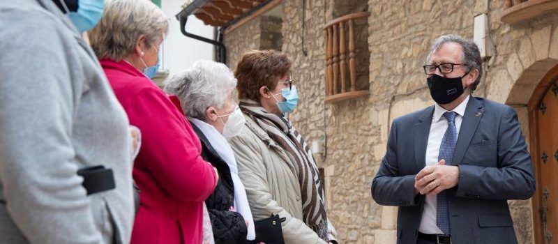 La Diputació aporta 100.000 euros a Creu Roja per a projectes per combatre la soledat de la gent gran i la violència de gènere a la presó d’Albocàsser