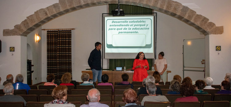 Comença el curs de la Universitat per a majors a Morella