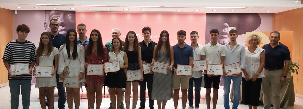 12 estudiants reben la Beca “Excel·lent” de 12.000€ de Caixa Benicarló