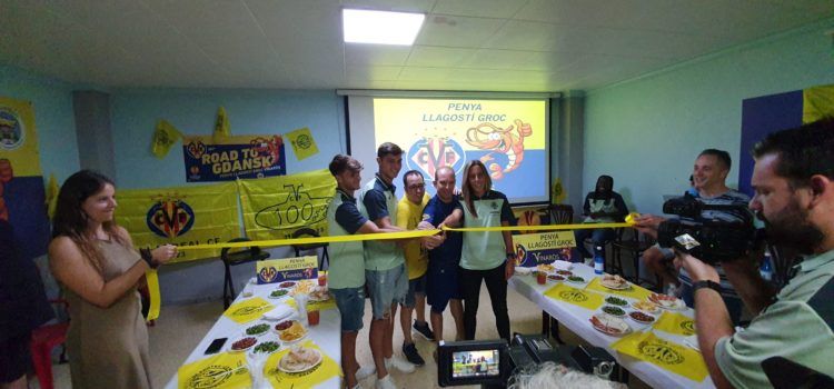 Vídeo i fotos: Inauguració de la penya del Villarreal CF a Vinaròs