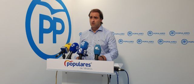 Vídeo: roda de premsa de Juan Amat, portaveu del PP Vinaròs