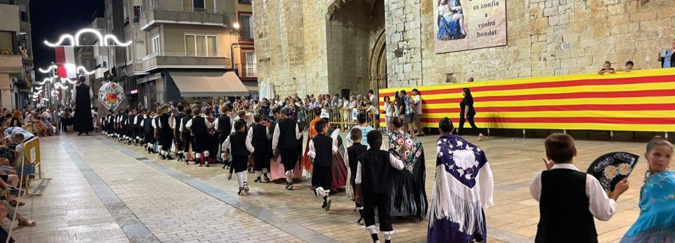 Vídeo i fotos del Ball de Mantons Juvenil a Ulldecona