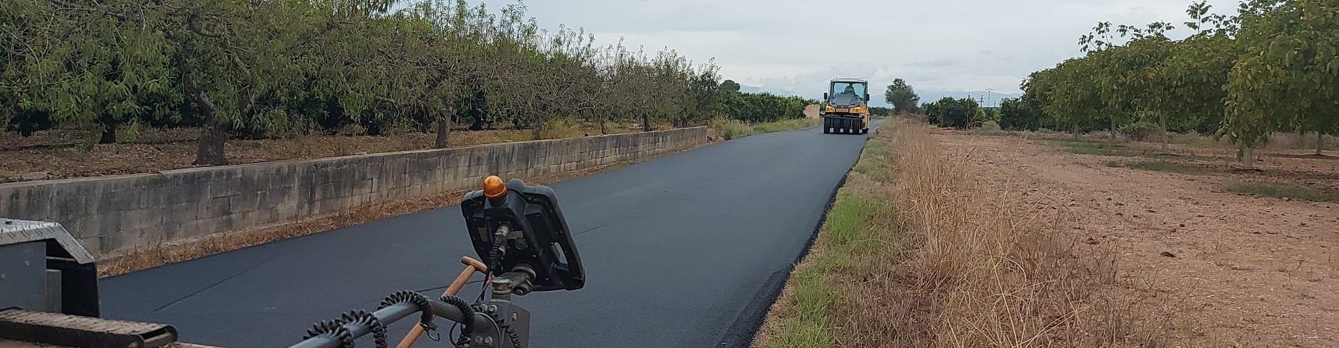 L’Ajuntament de Vinaròs asfalta el camí de les Carretes amb una subvenció de la Generalitat Valenciana