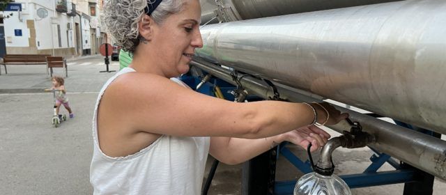 Socialistes Ulldecona voten en contra d’abaratir l’aigua als veïns després que aquesta no sigui apta per al consum humà