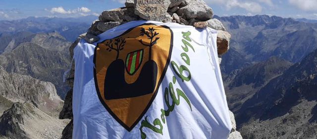Vallibonencs coronen el cim de la Vall d’Aran