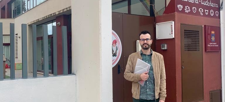 El PSPV d’Alcalà i Alcossebre titlla de “fracàs” la política educativa de l’alcalde