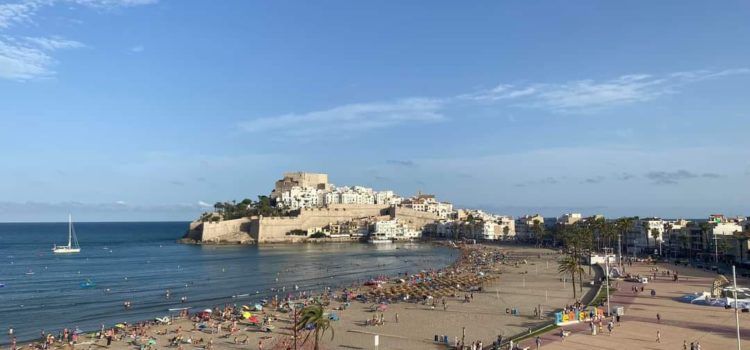 Peñíscola espera un 85% de ocupación turística en septiembre gracias a la agenda cultural y festiva