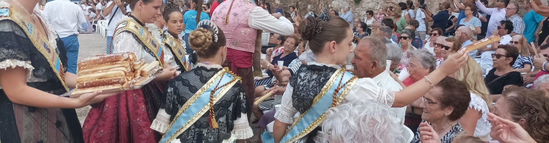 Els més menuts celebren el Dia dels Majors en les Festes Patronals de Peníscola