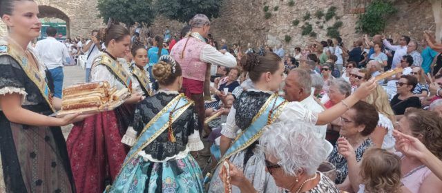 Els més menuts celebren el Dia dels Majors en les Festes Patronals de Peníscola