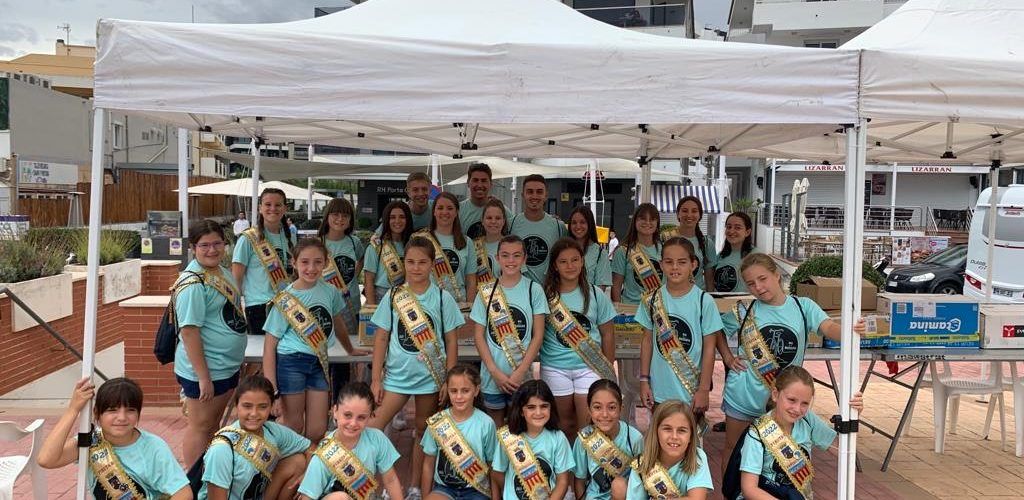 Peñíscola congrega a más de 400 participantes en la bicicletada de Fiestas