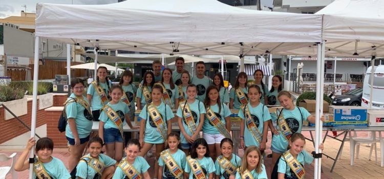 Peñíscola congrega a más de 400 participantes en la bicicletada de Fiestas