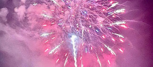 Fi de festes amb castell de focs a Ulldecona