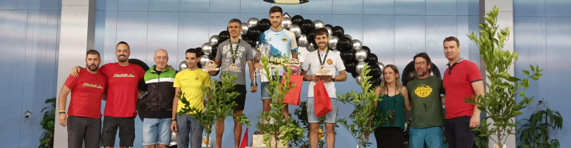 La Pujada al Montsià es converteix en una mar de muntanya