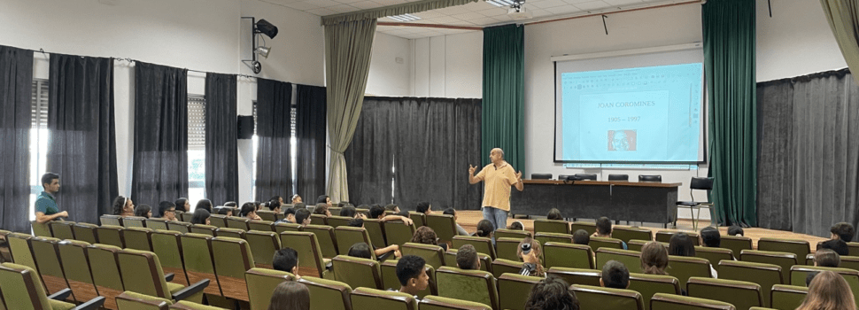 Xerrada sobre Joan Coromines per Paco del Castillo