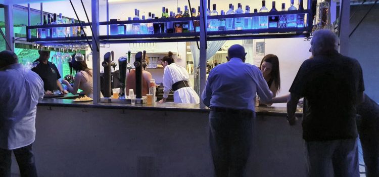 El port de Vinaròs estrena “xiringuito”