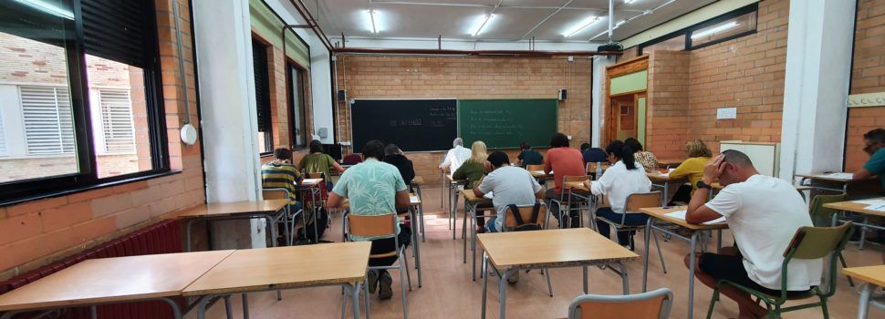 Cinc proves alhora de valencià a l’institut Leopoldo Querol de Vinaròs, amb més de mil matriculats