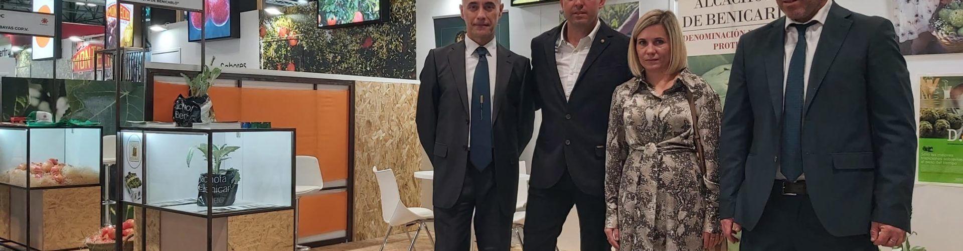El ministro Planas y la consellera Mollà respaldan a la Alcachofa de Benicarló en FA22