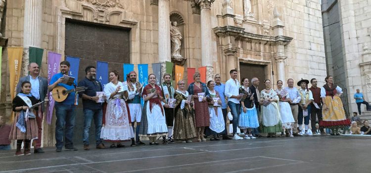 Quinze pobles en la IV trobada de danses del Maestrat a Alcalà