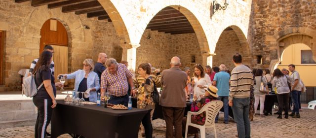 Benassal gaudeix amb un taller agroalimentari i un tast de vins i aperitius de proximitat