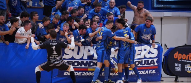 El Servigroup Peñíscola remonta un 0-3 al Zaragoza y consolida su liderato de Segunda (4-3)