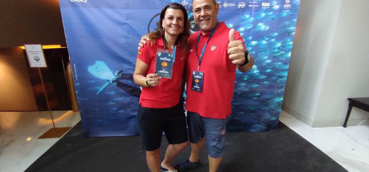 Héctor Ripollés y Lledó Bernat, de les Coves, logran medalla de oro y dos de plata en el Campeonato de Europa de Video Submarino