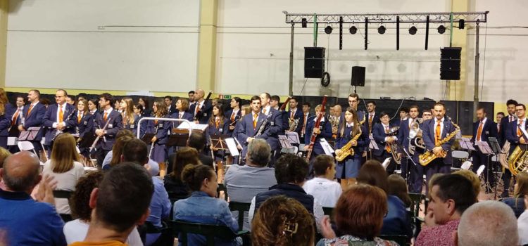 Festes a Alcanar, amb participació de La Alianza de Vinaròs