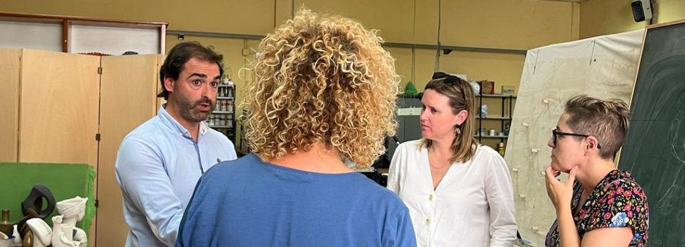 Mercedes García (PP):”L’Escola d’Art víctima de la deixadesa i els enganys d’Alsina”