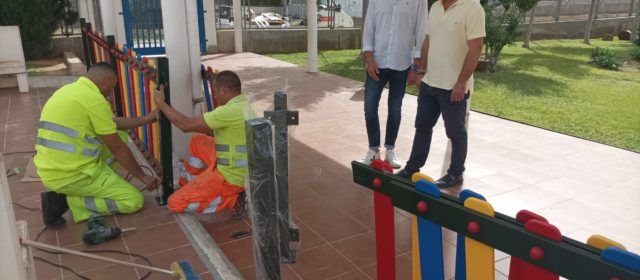 L’Ajuntament de Peníscola emprén millores al col·legi