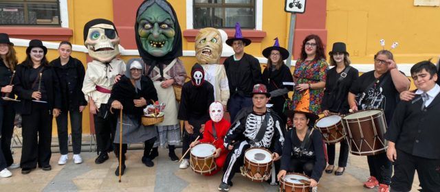 La castanyera dels nanos i gegants estrena zombie