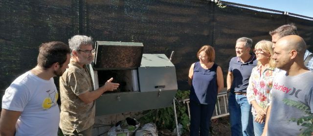 Benicarló inverteix més de 10.000 € en compostadors per als centres educatius