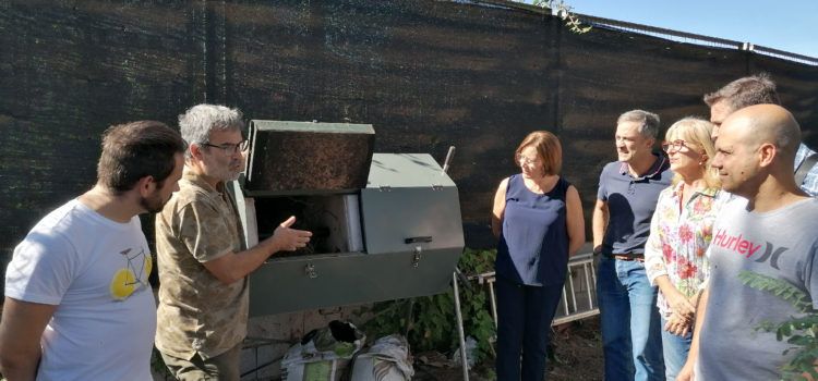 Benicarló inverteix més de 10.000 € en compostadors per als centres educatius