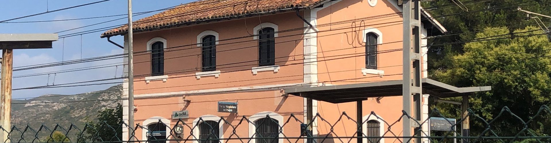 Compromís lamenta que el Govern descarte posar novament en funcionament l’estació de tren de Santa Magdalena
