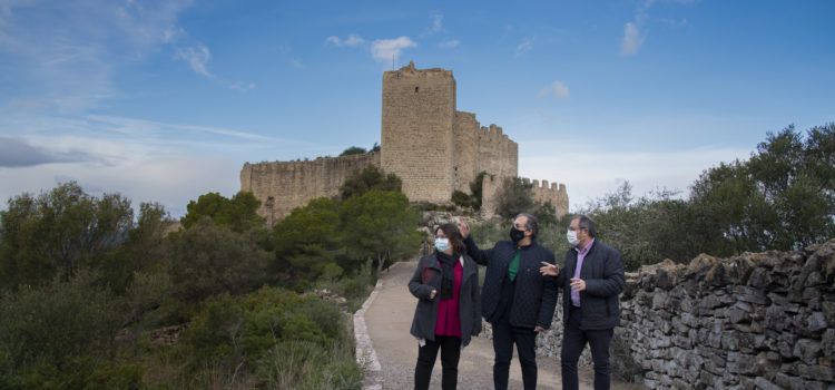 L’alcalde de Santa Magdalena aplaudeix la millora de l’accés al Castell per part de Diputació