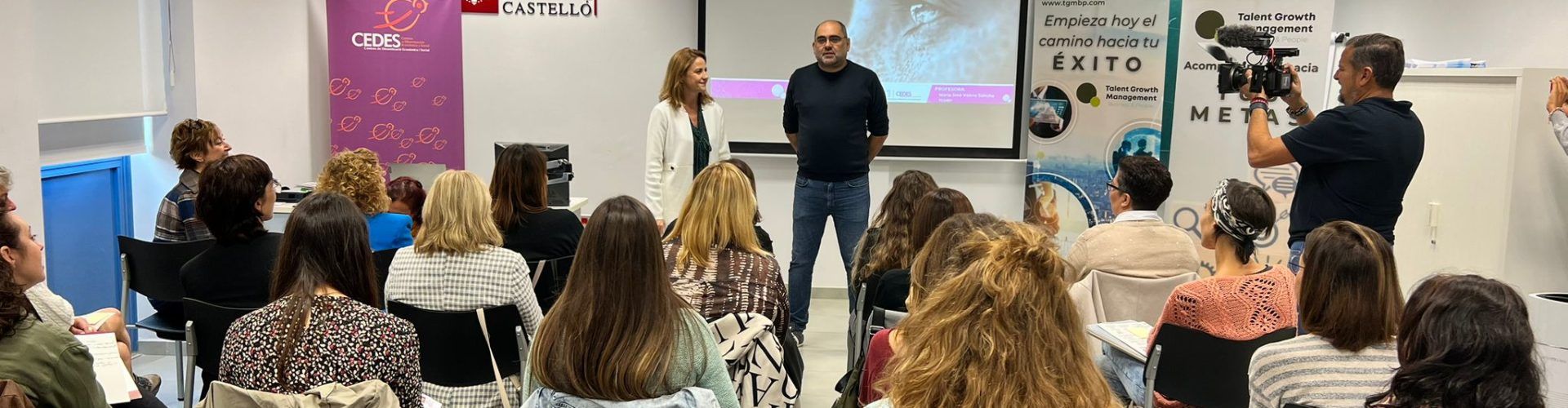 Més de 35 dones empresàries participen en jornades d’innovació en el CEDES de Morella