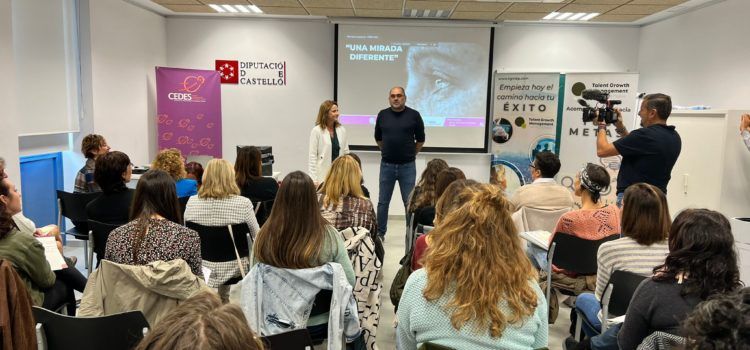 Més de 35 dones empresàries participen en jornades d’innovació en el CEDES de Morella