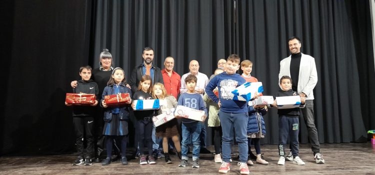 Vinaròs entrega los premios del concurso de loas de Santa Catalina 