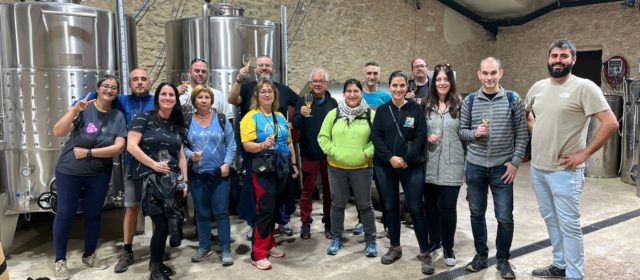 Geocachers Vinaròs, en una cata de vinos en Puigdelfí