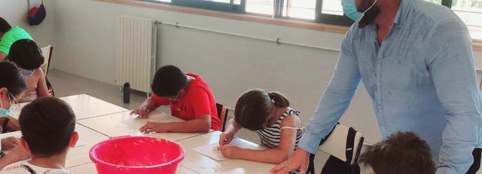 El Ayuntamiento de Sant Jordi pagará a todas las familias el coste del material escolar no incluido en Xarxa Llibres